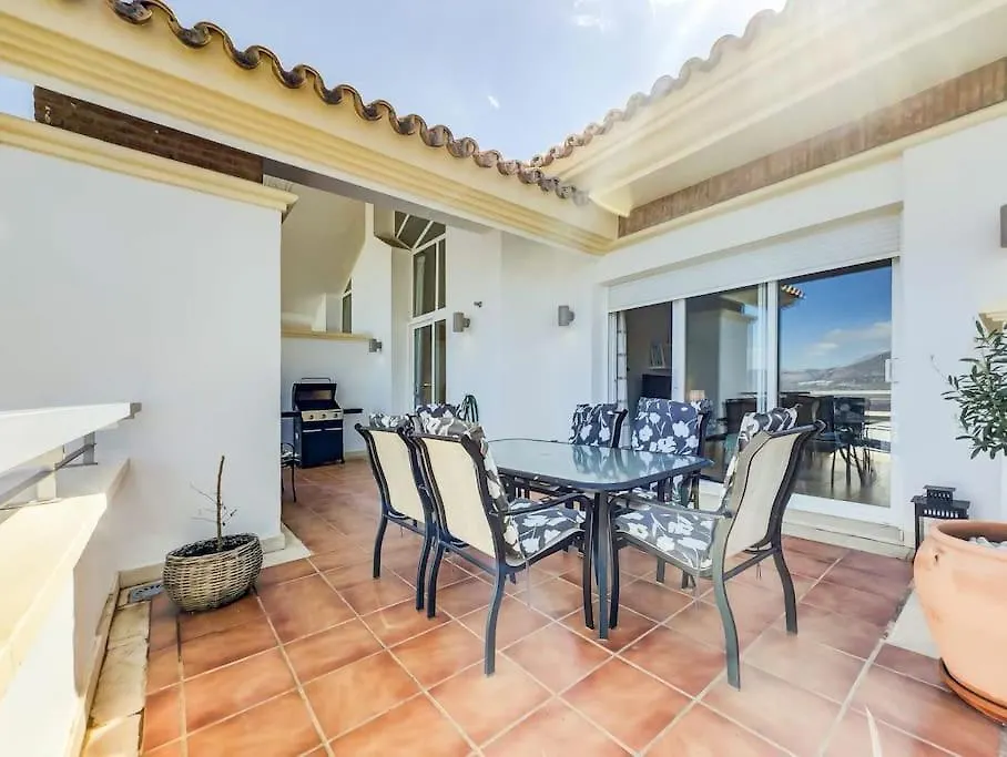 111-Penthouse Apartment, Views, Pool, La Cala Golf マラガ