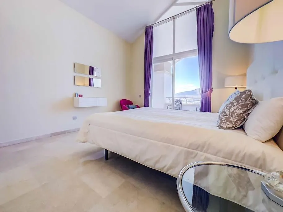 111-Penthouse Apartment, Views, Pool, La Cala Golf Málaga 0*,  Spagna